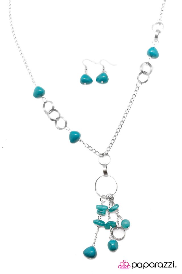 Paparazzi ♥ Piece of Mind - Blue ♥ Necklace