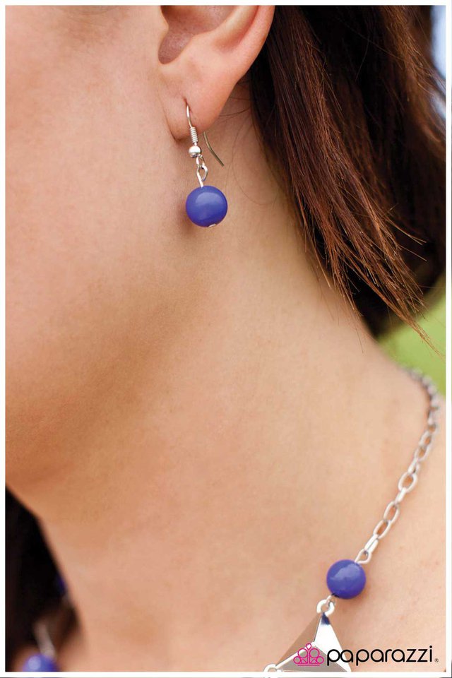 Paparazzi ♥ Hitting A High Point - Blue ♥ Necklace