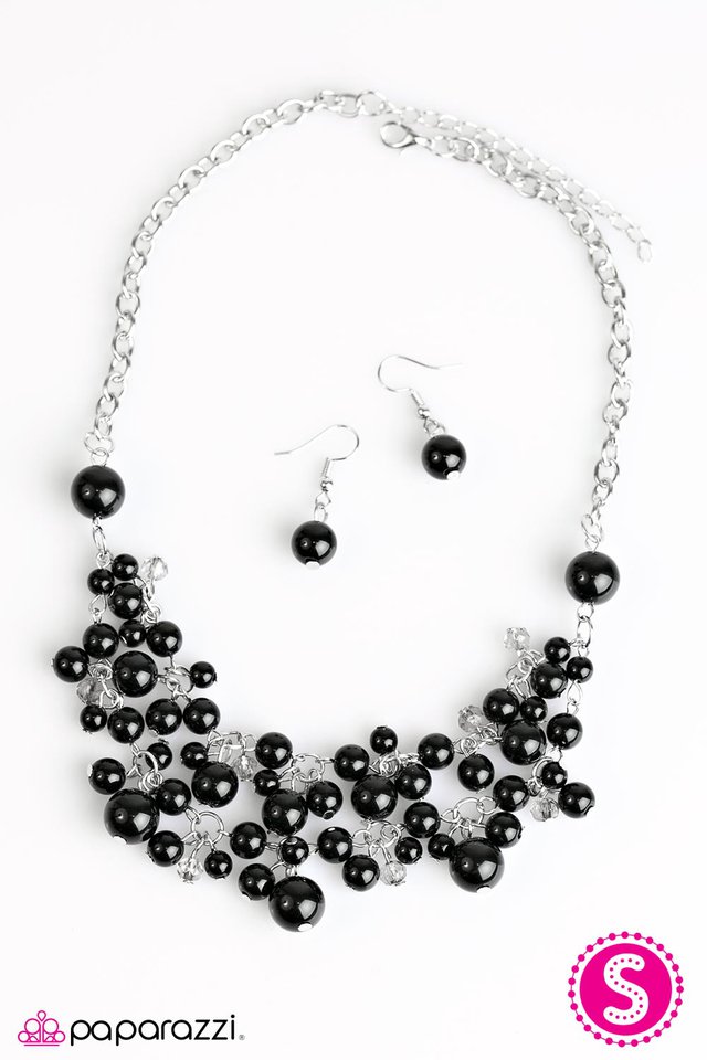 Paparazzi ♥ I Can SEA Clearly Now - Black ♥ Necklace