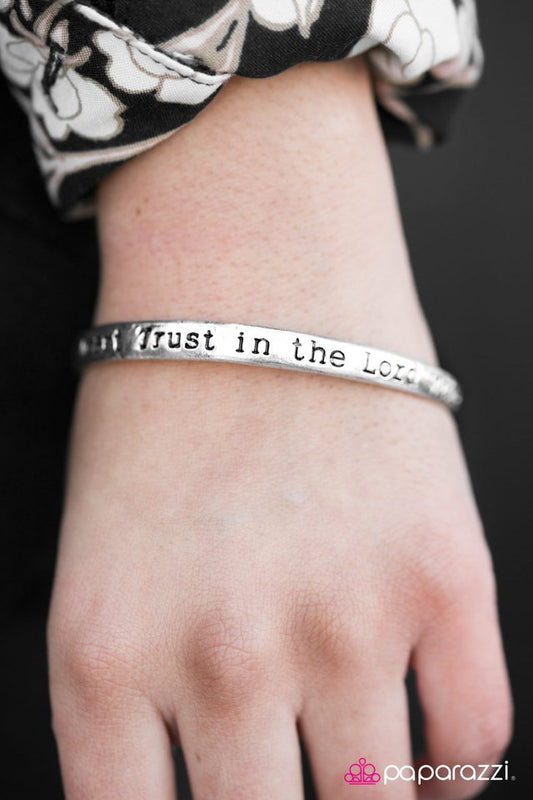 with-all-thy-heart-p9wh-svxx-088xx