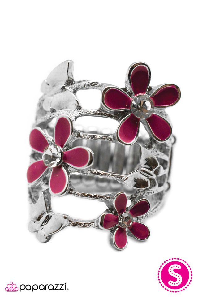 Paparazzi ♥ Exquisitely Effortless - Pink ♥ Ring