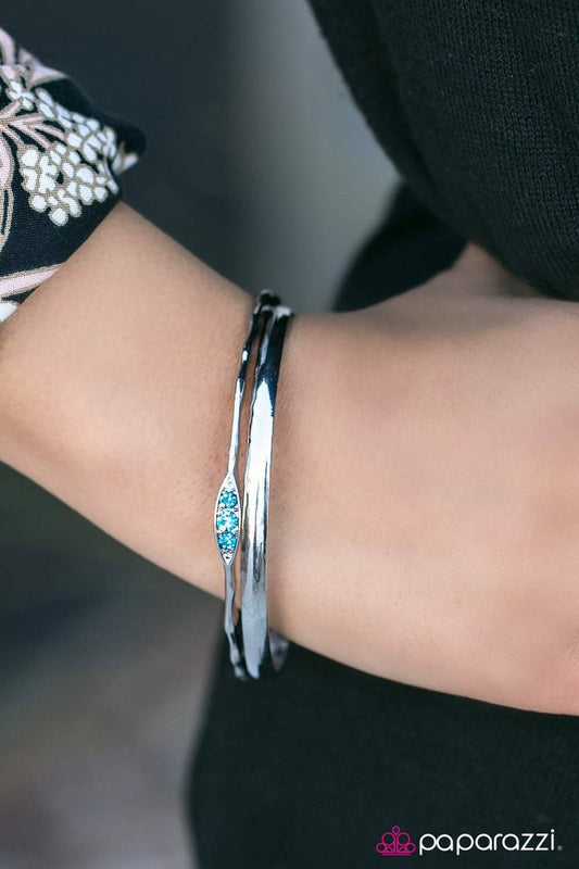 life-in-the-city-blue-p9wh-blxx-082xx