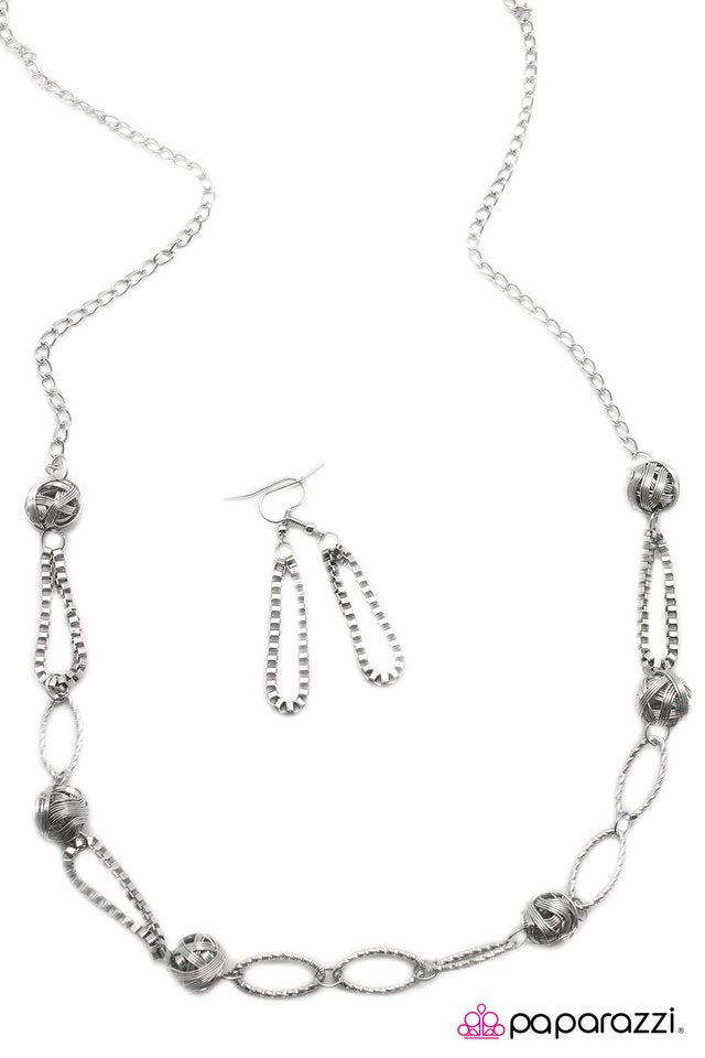Paparazzi ♥ Keep It Under Wraps - Silver ♥ Necklace
