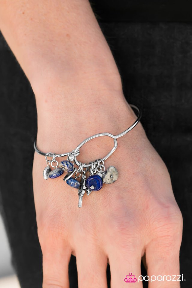 grounded-blue-p9aa-blxx-037xx