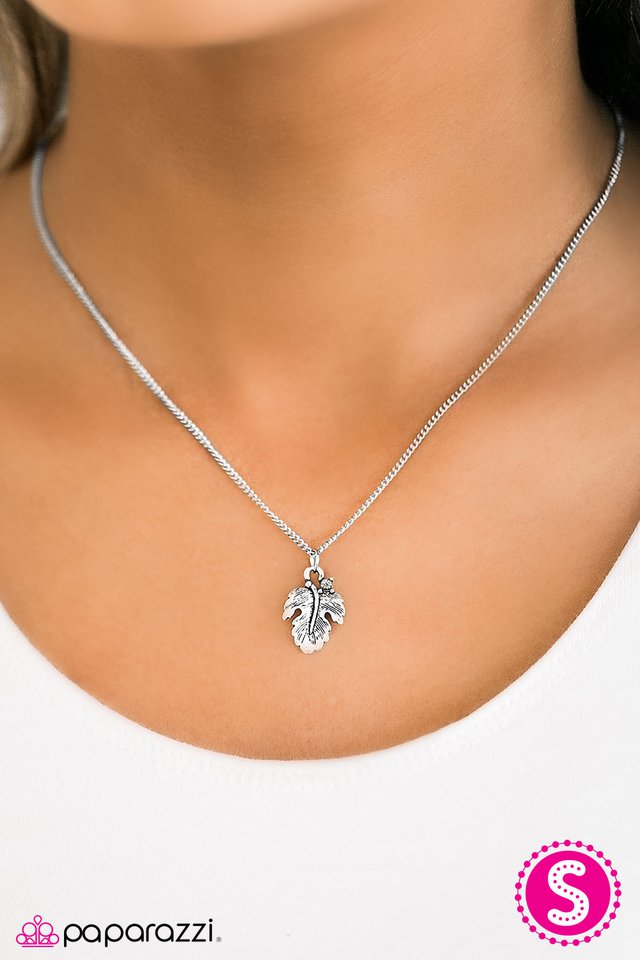 leaf-ing-home-silver-p2da-svxx-093xx