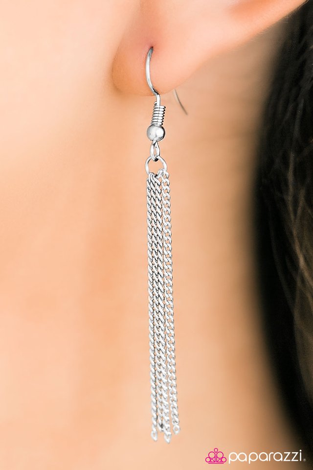 Paparazzi ♥ LEAF-ing Home - Silver ♥ Necklace