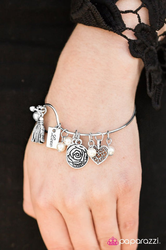 like-mother,-like-daughter-p9aa-wtxx-053xx