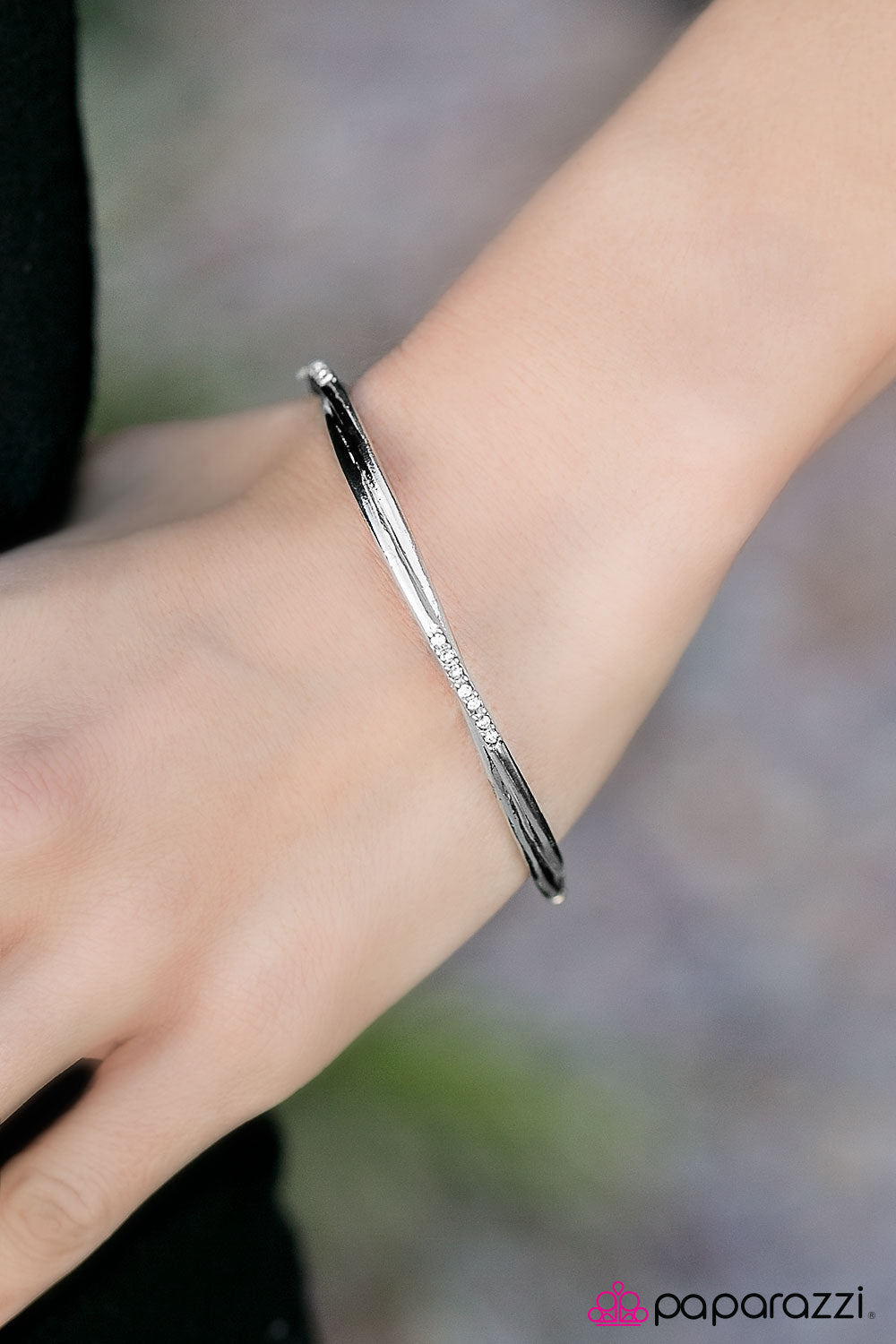 a-toast-to-tiffany-white-p9re-wtxx-093xx