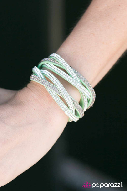 send-in-the-sparkle-green-p9di-urgr-006xx