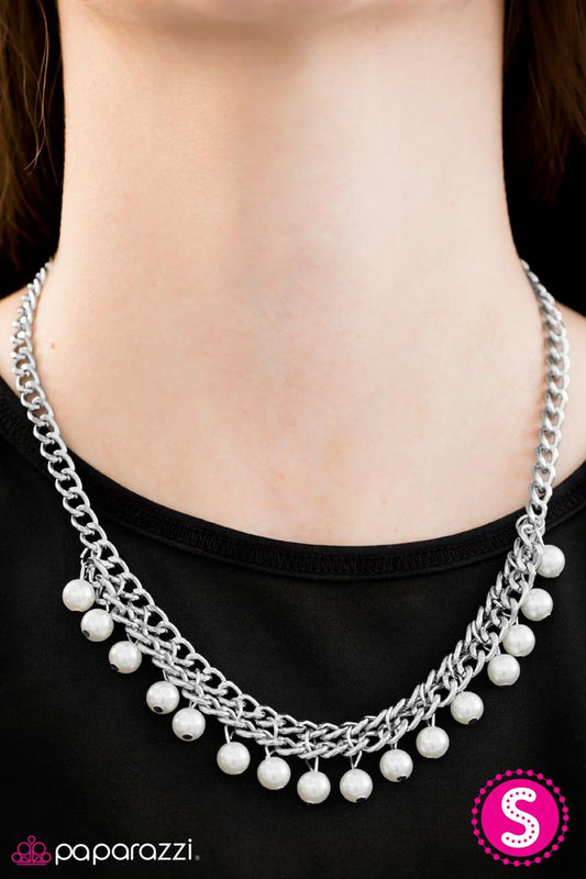 unchained-metal-dy-white-p2re-wtxx-131xx