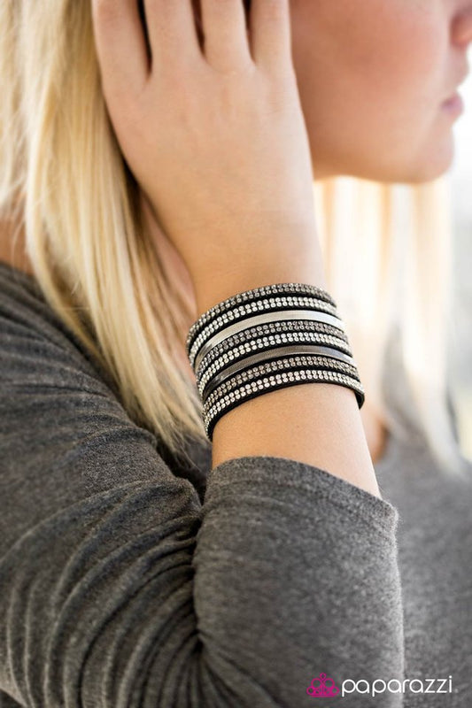 thriller-black-p9di-urbk-035xx