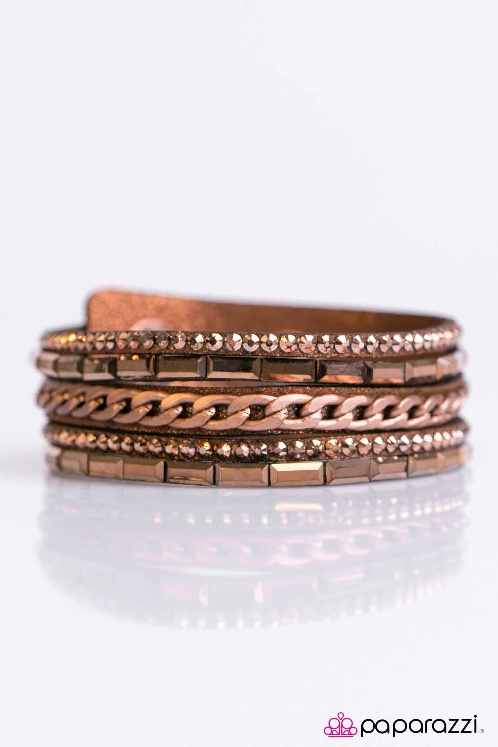 Paparazzi ♥ Front Row Fabulous - Copper ♥  Bracelet