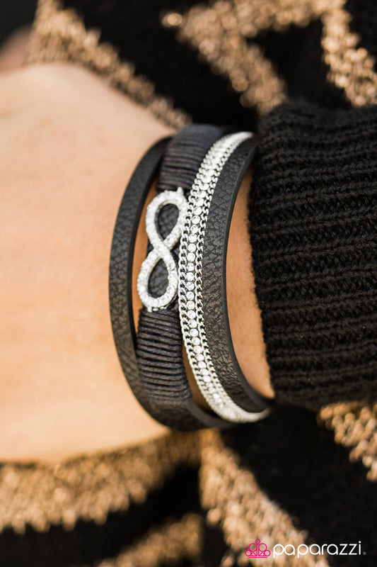 happily-forever-after-black-p9di-urbk-056xx