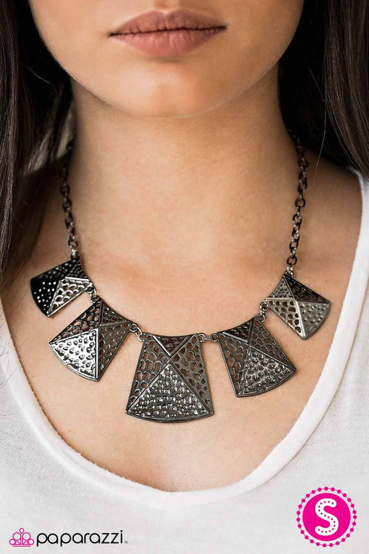 hail-to-the-chief-ette-black-p2ed-bkxx-074xx