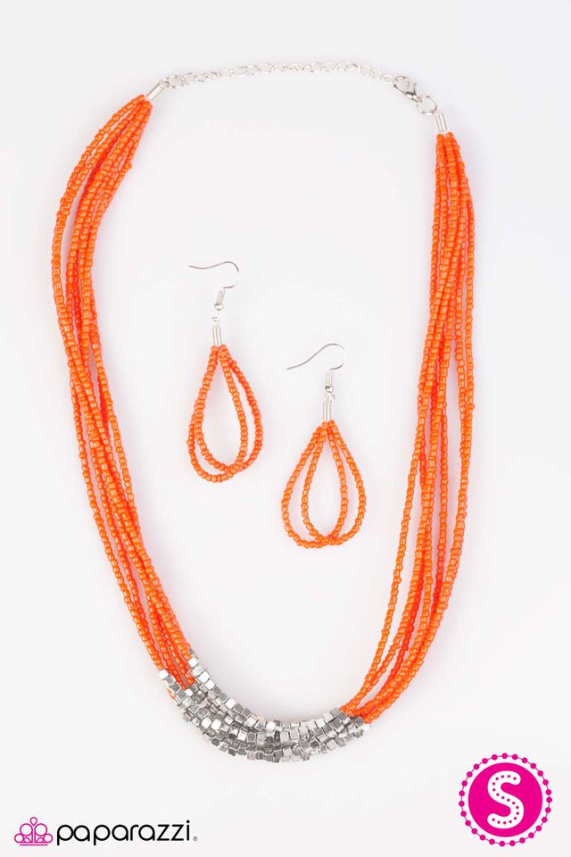 Paparazzi ♥ Crash The Party - Orange ♥ Necklace