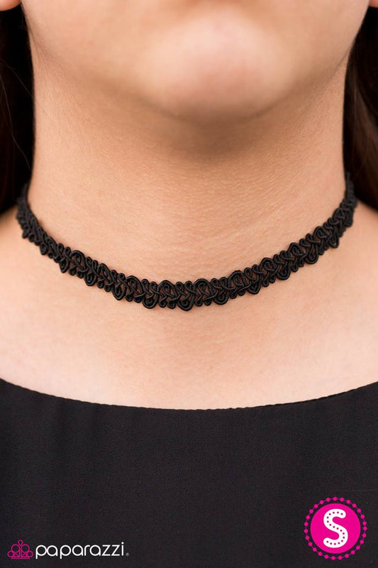 what-a-frill-choker-p2ch-bkxx-021xx