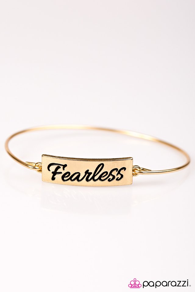Paparazzi ♥ Live Fearlessly - Gold ♥ Bracelet