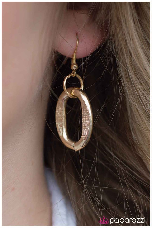 Paparazzi ♥ Last But KNOT Least - White/Gold ♥ Necklace