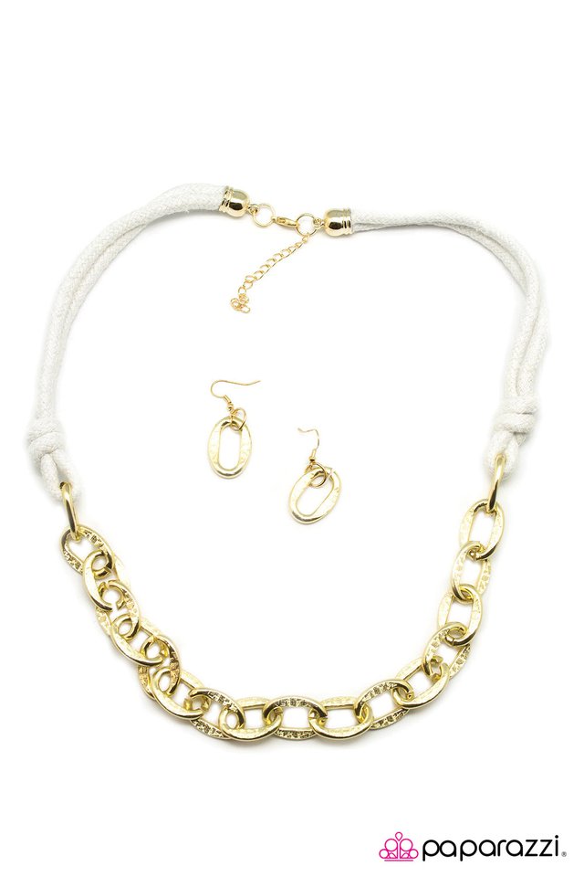 Paparazzi ♥ Last But KNOT Least - White/Gold ♥ Necklace