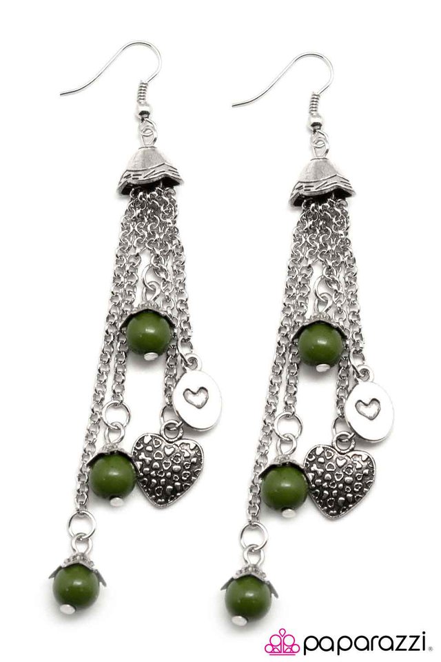 Paparazzi ♥ Falling from Grace - Green ♥ Earrings
