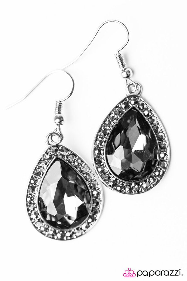 Paparazzi ♥ Are You Sure Thats REGAL? - Silver ♥ Earrings
