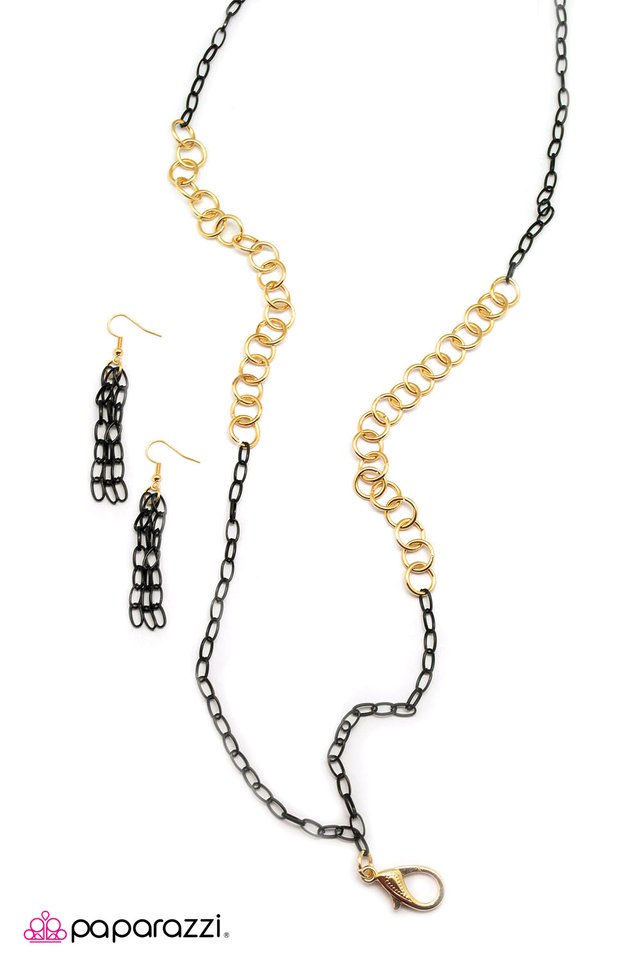 Paparazzi ♥ Alternate Ending - Silver ♥ Necklace