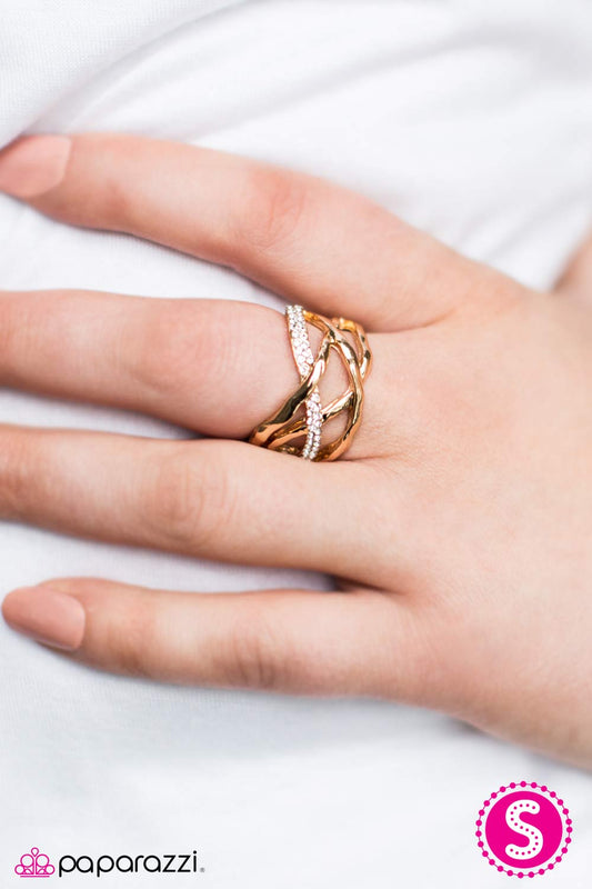 castle-on-the-hill-gold-p4re-gdxx-090xx