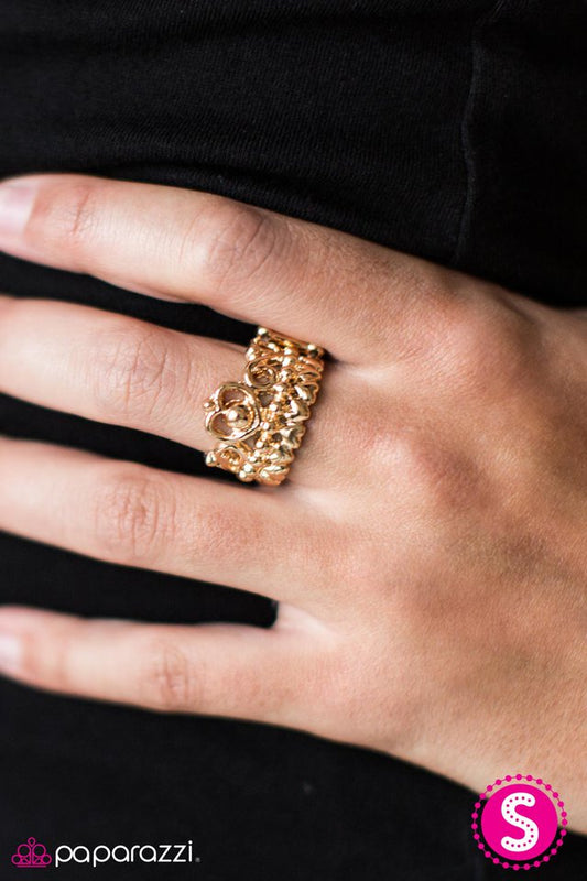 crown-of-hearts-gold-p4wh-gdxx-043xx