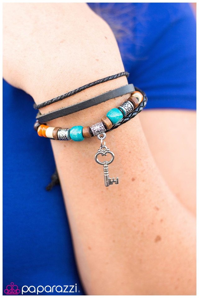 disturbing-the-piece-p9ur-urmt-ec