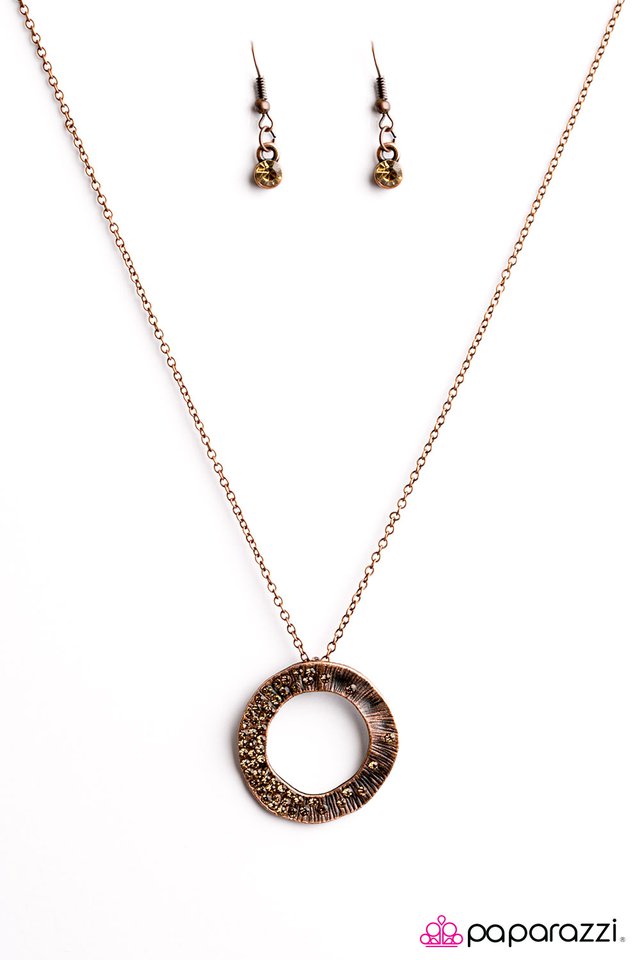 Paparazzi ♥ After The STARDUST Has Settled - Copper ♥ Necklace