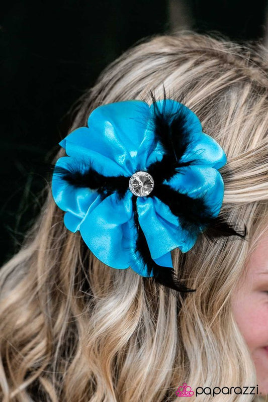 were-all-a-little-mad-here-blue-p7pr-blxx-035xx