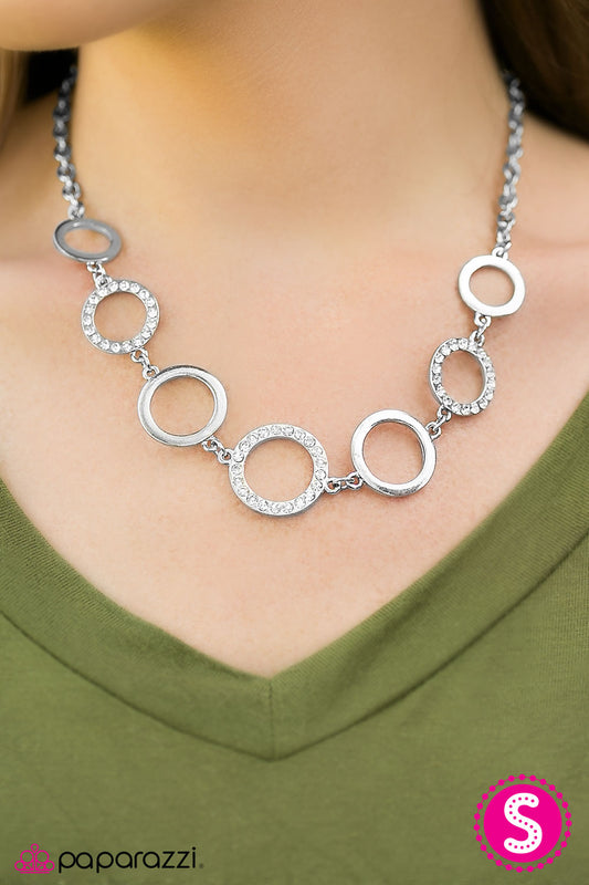 pop-the-champagne-white-p2re-wtxx-138yj