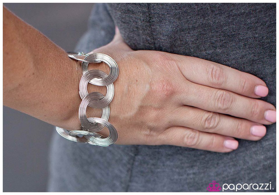 hey-mr.-dj-p9in-svxx-001av