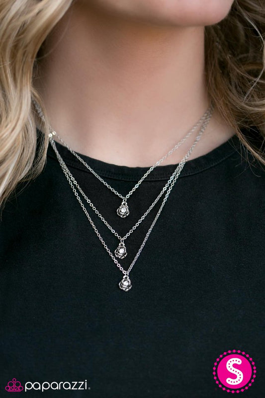 bloom-bash-white-p2da-wtxx-070xx