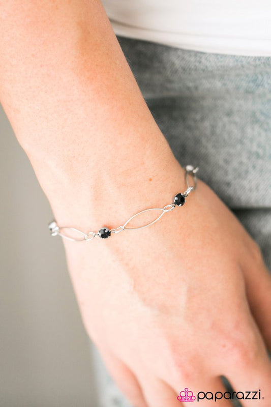 the-right-time-black-p9re-bkxx-074yv