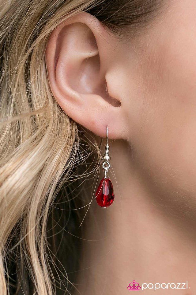 Paparazzi ♥ Fleur De Garden - Red ♥ Necklace