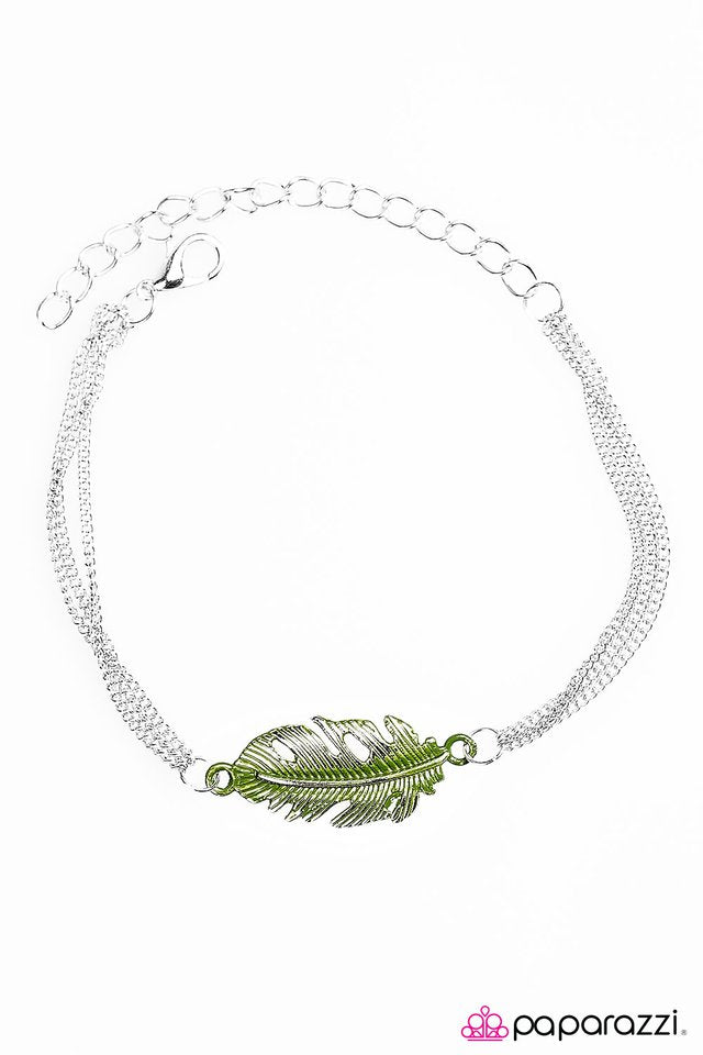 Paparazzi ♥ Great Heights - Green ♥ Bracelet