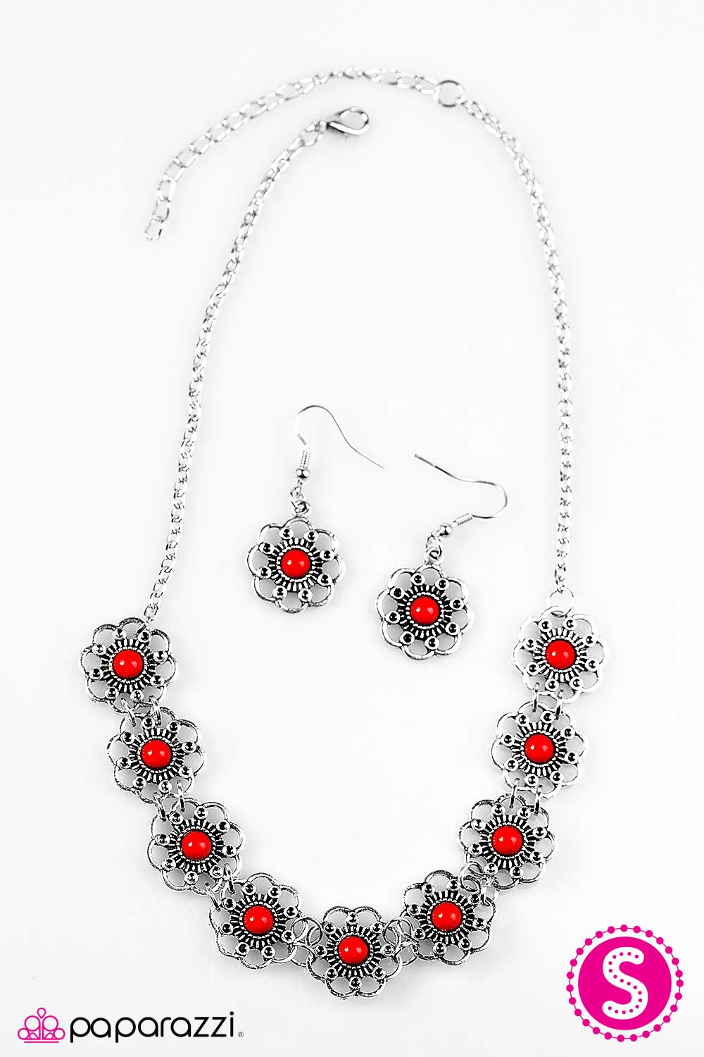 Paparazzi ♥ The Garden Life - Red ♥  Necklace