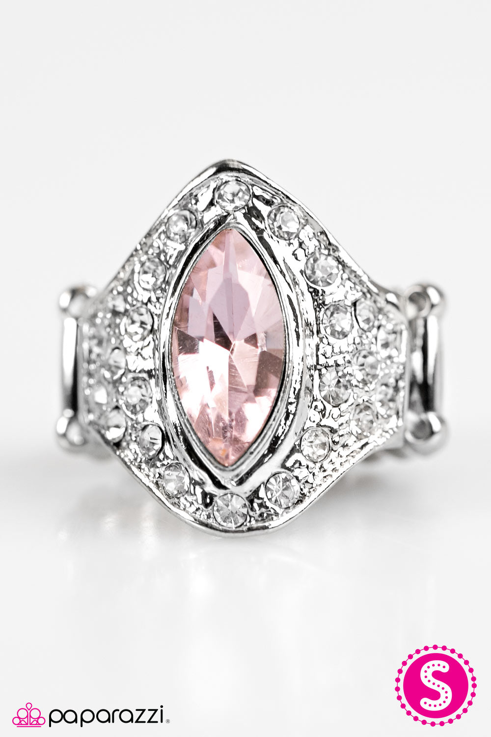 Paparazzi ♥ Boss Up! - Pink ♥  Ring