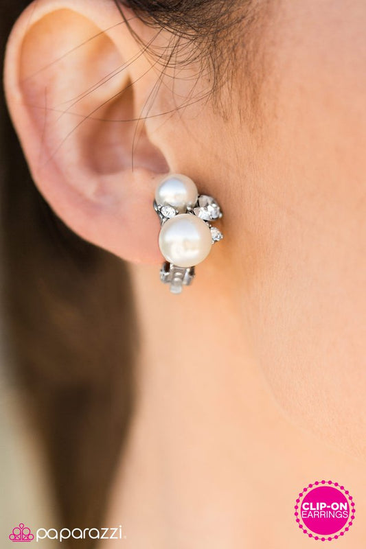 once-upon-a-glass-slipper-p5co-wtxx-029xx