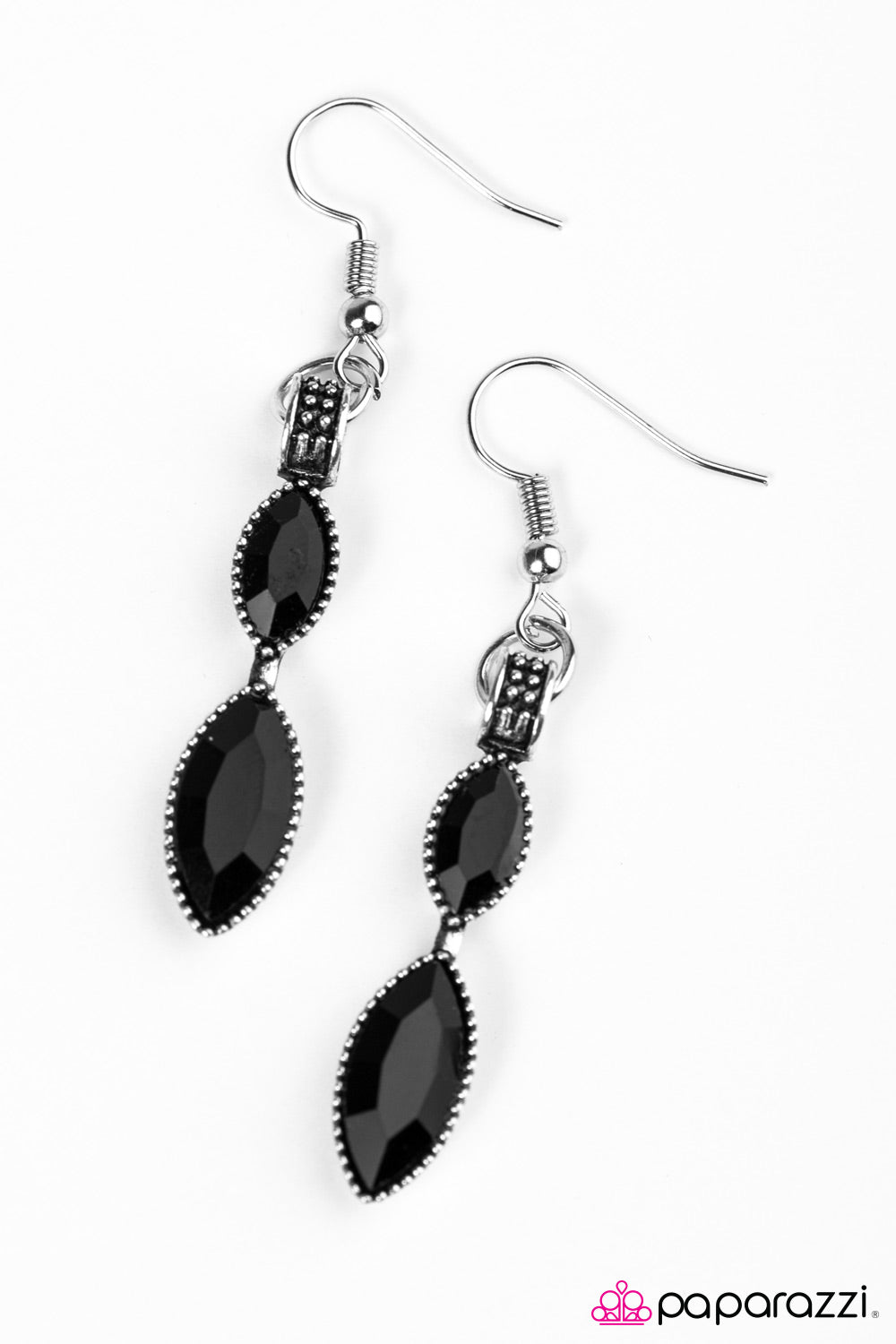 Paparazzi ♥ Wandering Star - Black ♥  Earrings
