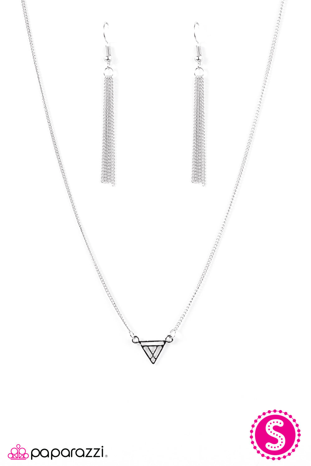 Paparazzi ♥ Party At The Pyramids - Silver ♥  Necklace