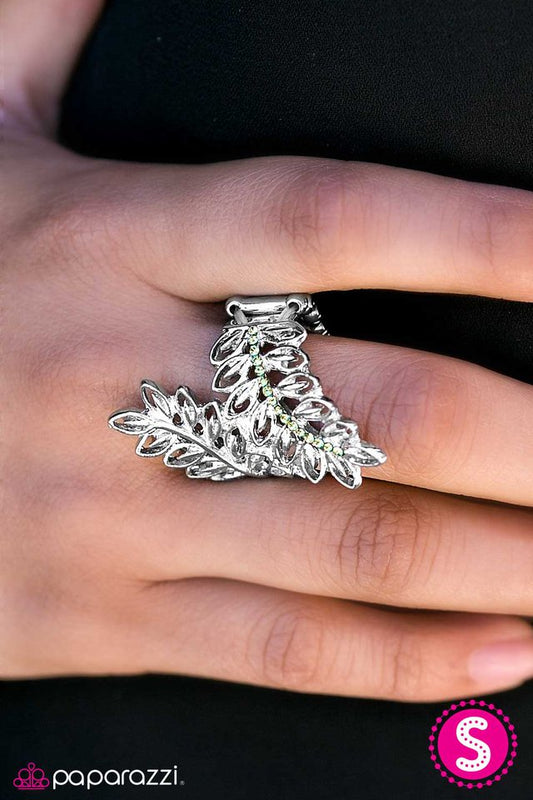 leaf-is-good-green-p4se-grxx-042xx