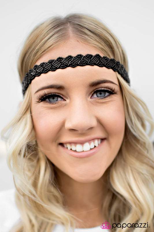 starstruck-black-p6hp-bkxx-049xx