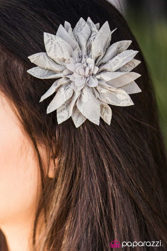 standing-bloom-only-silver-p7ca-svxx-040xx