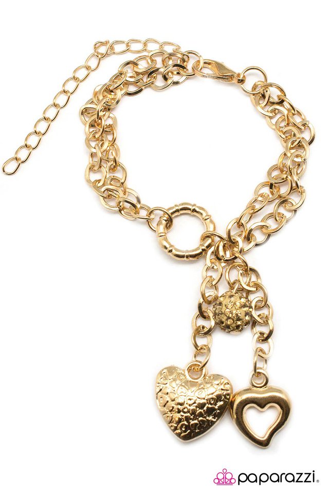 Paparazzi ♥ Close to My Heart - Gold ♥ Bracelet