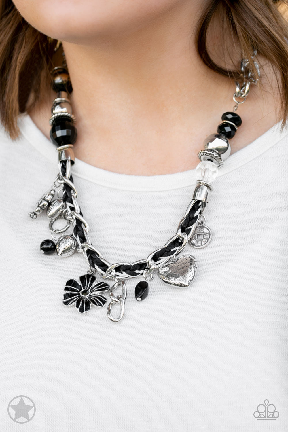 Paparazzi ♥ Charmed, I Am Sure - Black ♥  Necklace