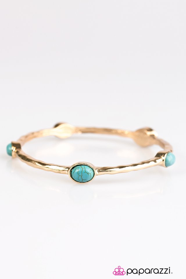 Paparazzi ♥ Its All CREEK To Me - Gold ♥ Bracelet-product_sku