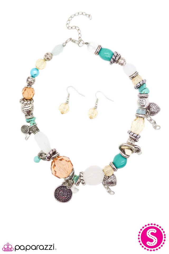 Paparazzi ♥ Fiercely Frosted - Blue ♥ Necklace