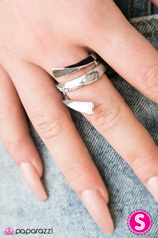 wrapped-around-my-finger-black-p4ed-bkxx-048xx